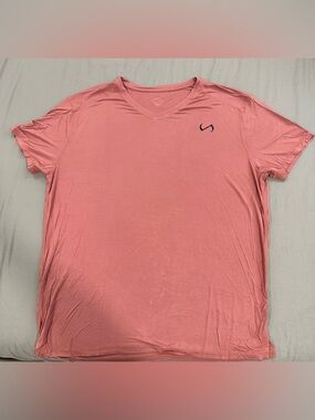 TLF Men's Bamboo V-Neck Short Sleeve Tee in Clay